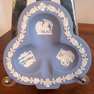 Vintage 1962 Wedgwood Blue Jasperware trinket dish ashtray Club Clover